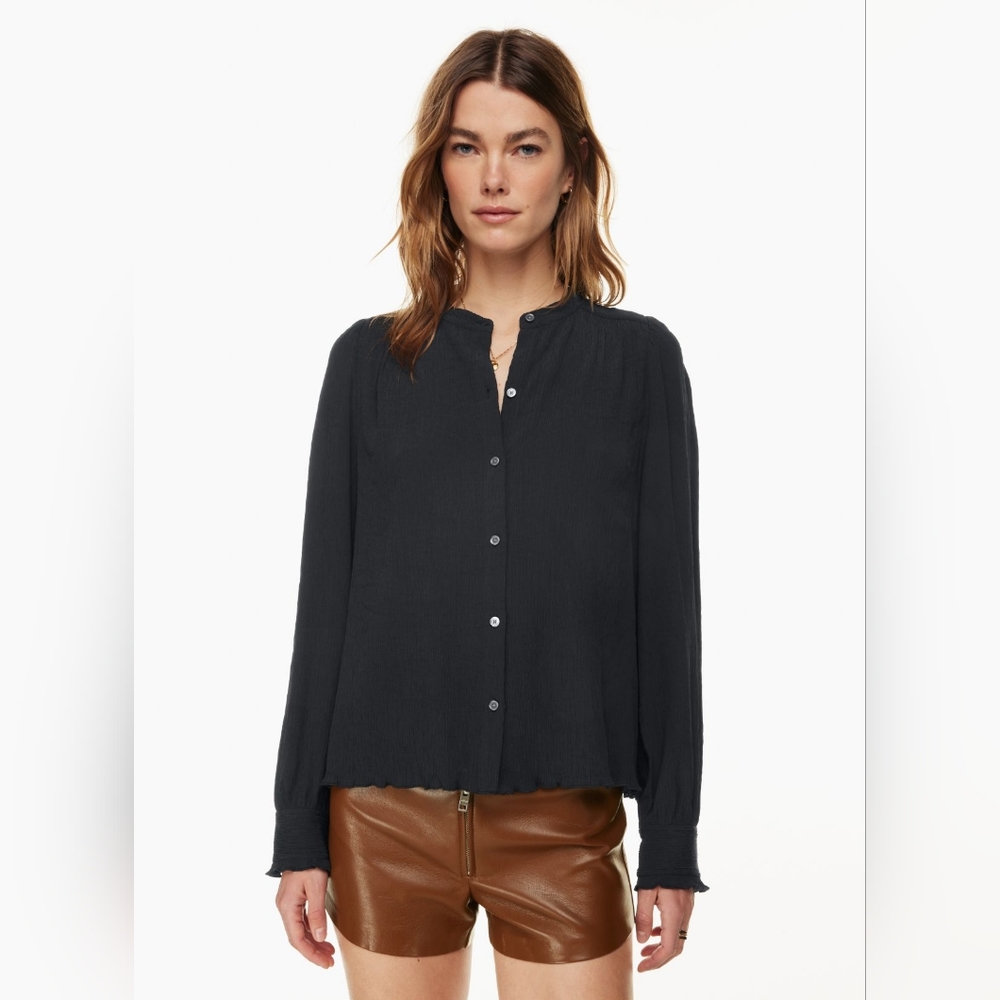NWOT - Medium - Aritzia - Wilfred Darling Blouse in Black